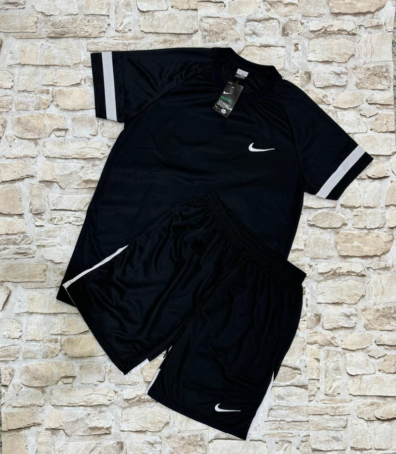 CONJUNTO NIKE DRY FIT